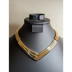 Vintage Signed Napier Polished Gold Tone Articulated 'V' Collar Necklace